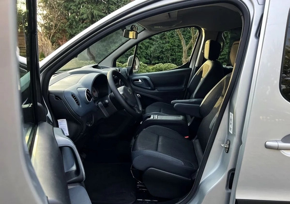 Peugeot Partner cena 23800 przebieg: 144000, rok produkcji 2008 z Kamień Krajeński małe 497